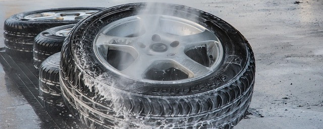 Revamp Your Tires & Wheels: A Guide to Lasting Shine!